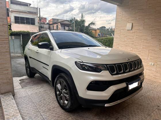 JEEP COMPASS 1.3 T270 TURBO FLEX LONGITUDE AT6 JEEP COMPASS 1.3 T270 TURBO FLEX LONGITUDE AT6